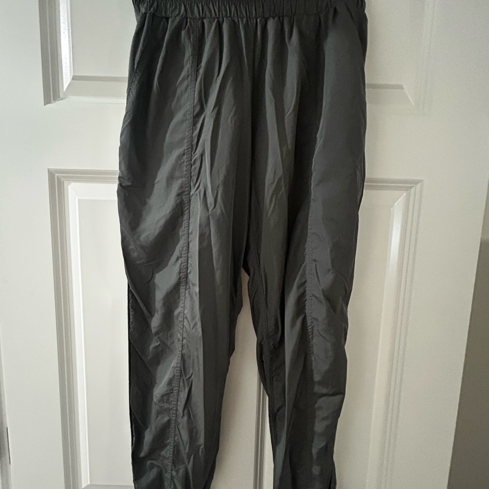 Women's Graphite Joggers